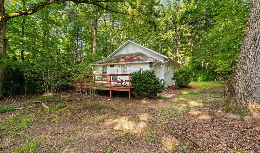 379 County Road 48, Athens, TN 37303 - 2 Beds, 2 Bath