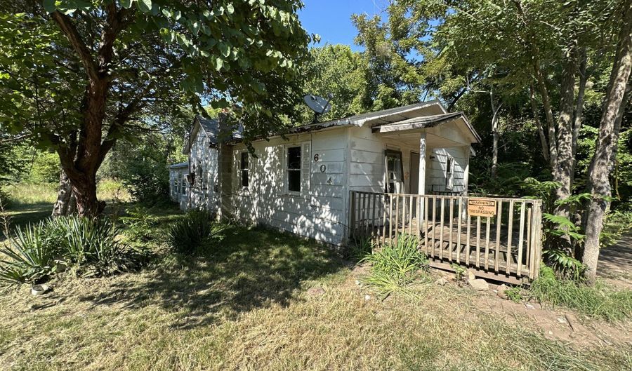 604 S Brookside Ave, Ash Grove, MO 65604 - 3 Beds, 1 Bath