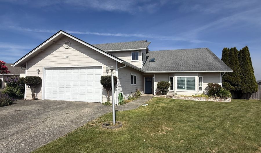 500 VELOPA Ct, Brookings, OR 97415 - 4 Beds, 3 Bath
