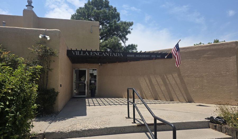 52 Calle San Blas NE, Albuquerque, NM 87109 - 3 Beds, 3 Bath