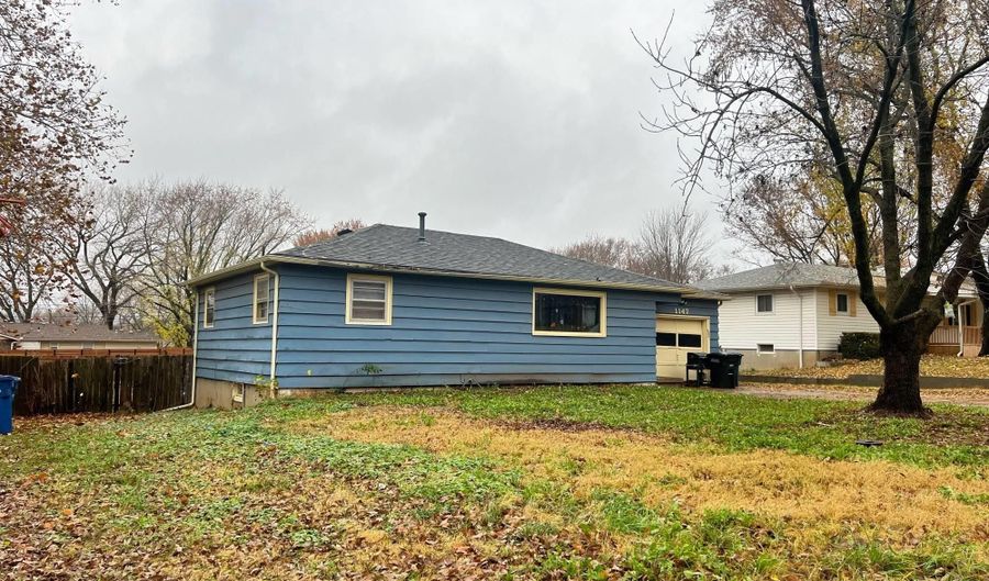 1147 Helen St, Augusta, KS 67010 - 3 Beds, 2 Bath