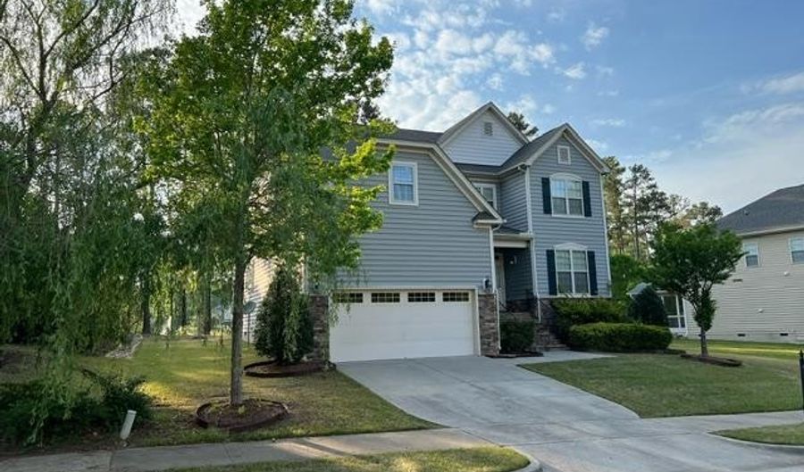 453 Sandy Whispers Pl, Cary, NC 27519 - 5 Beds, 4 Bath