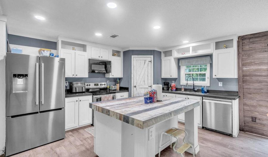 113 San Lucas Ln, Belton, SC 29627 - 4 Beds, 2 Bath