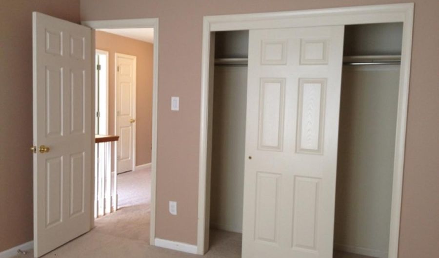 810 MANCHESTER Dr, Ambler, PA 19002 - 3 Beds, 3 Bath