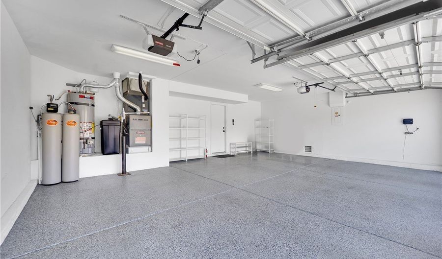 2560 Sundew Ave, Henderson, NV 89052 - 4 Beds, 3 Bath