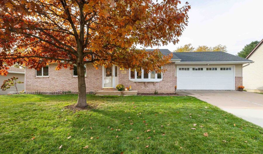 141 Summer, Asbury, IA 52002 - 3 Beds, 2 Bath