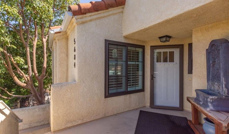 5684 Recodo Way, Camarillo, CA 93012 - 2 Beds, 2 Bath