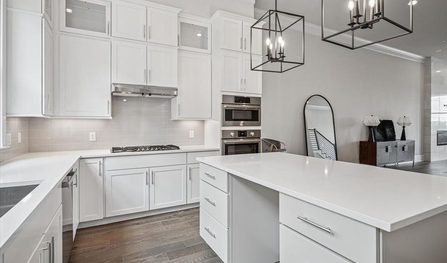 4122 Belt Line Rd, Addison, TX 75001 - 3 Beds, 5 Bath