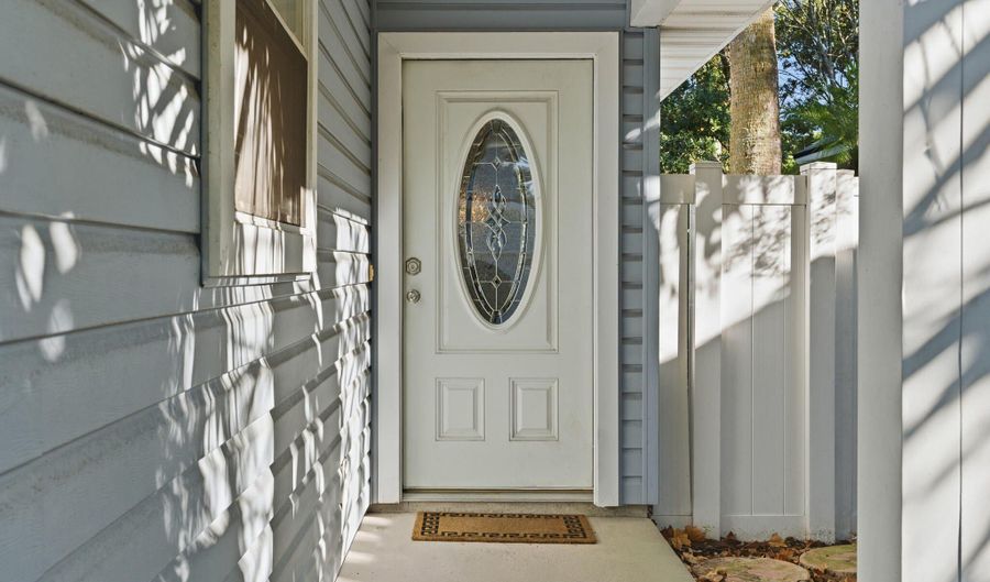 128 SEMINOLE Rd 11, Atlantic Beach, FL 32233 - 3 Beds, 2 Bath