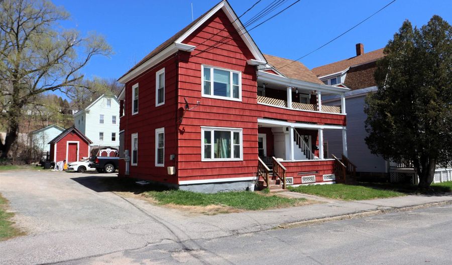 326 High St, Berlin, NH 03570 - 6 Beds, 3 Bath