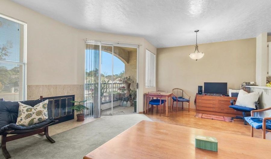 6151 Calle Mariselda 302, San Diego, CA 92124 - 2 Beds, 3 Bath