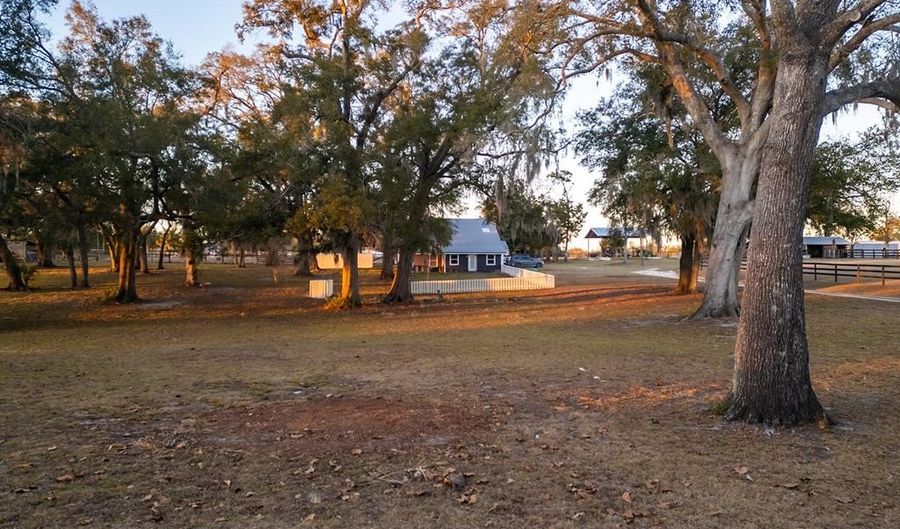 1720 SW 22nd Pl, Bell, FL 32619 - 3 Beds, 2 Bath