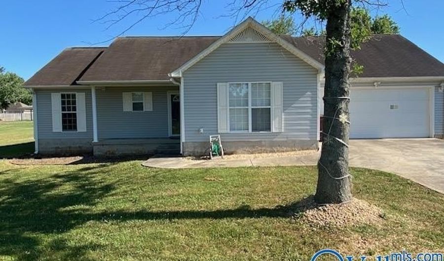 27126 Elkins Rd, Athens, AL 35813 - 3 Beds, 2 Bath