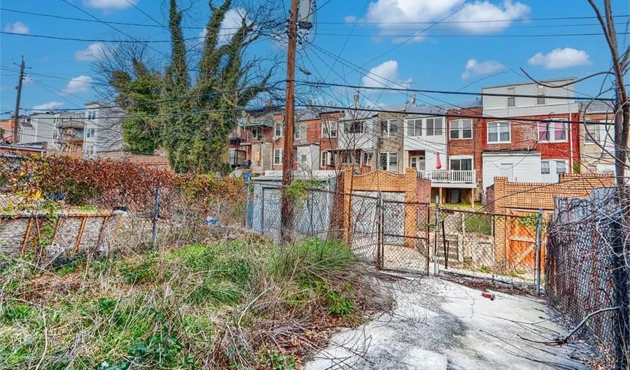 2521 REISTERSTOWN Rd, Baltimore, MD 21217 - 3 Beds, 2 Bath