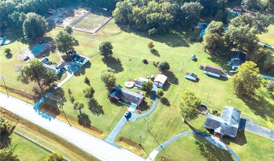 1062 E State Road 256, Austin, IN 47102 - 3 Beds, 2 Bath