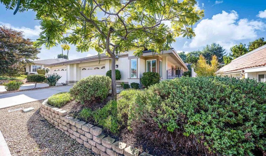 4225 Dusk Ln, Oceanside, CA 92056 - 3 Beds, 2 Bath