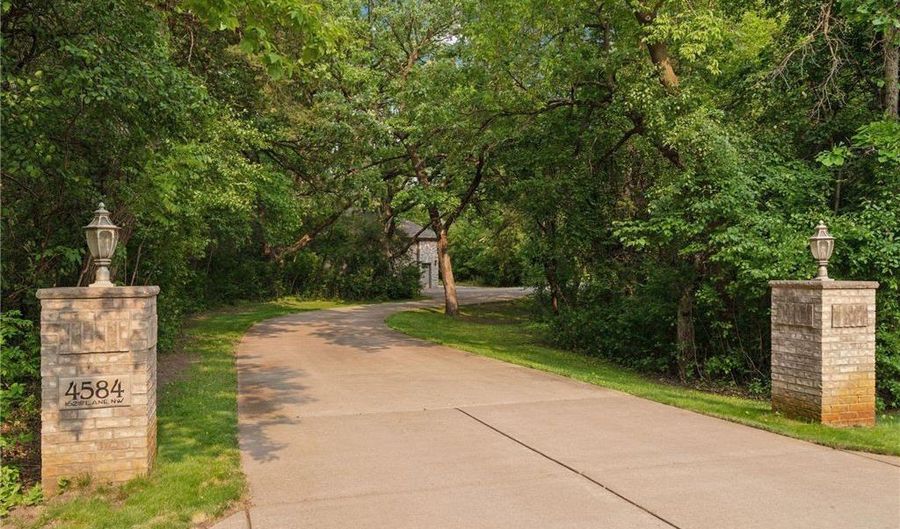 4584 162nd Ln NW, Andover, MN 55304 - 4 Beds, 4 Bath