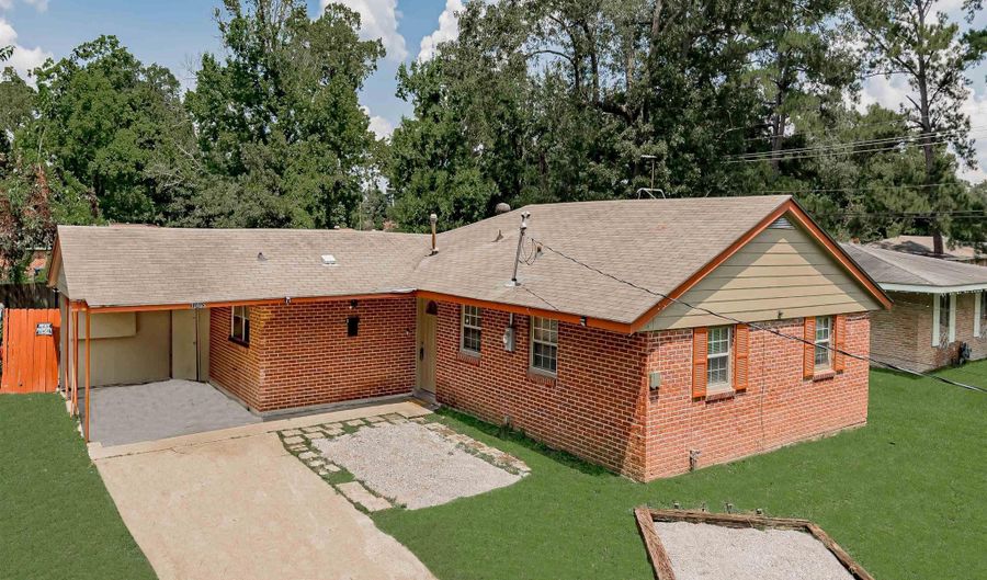 10465 Gerald Dr, Baton Rouge, LA 70815 - 3 Beds, 2 Bath