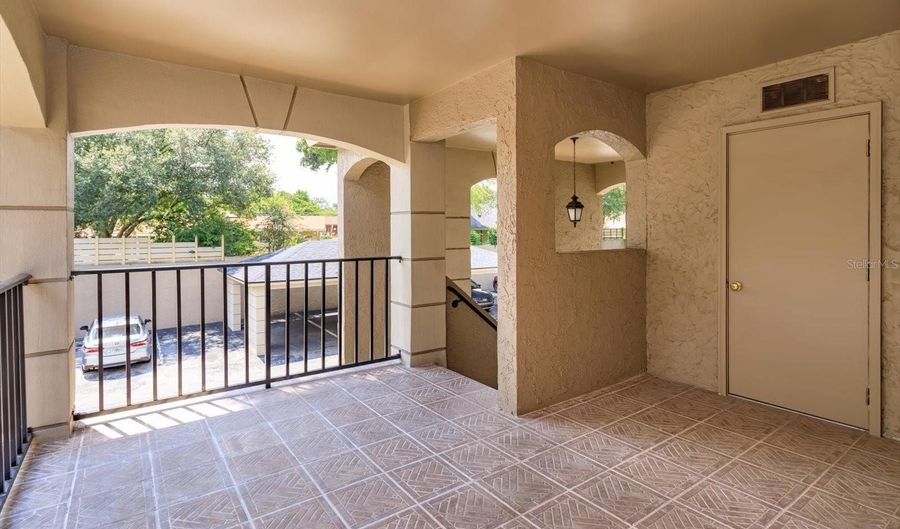 1055 KENSINGTON PARK Dr 711, Altamonte Springs, FL 32714 - 2 Beds, 2 Bath