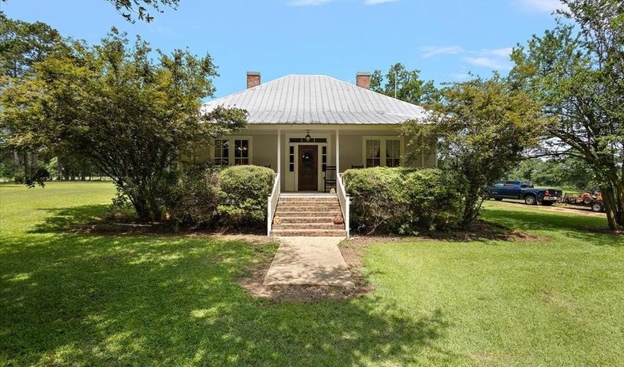 3350 SE Mt Pleasant Ln, Bogue Chitto, MS 39629 - 3 Beds, 1 Bath