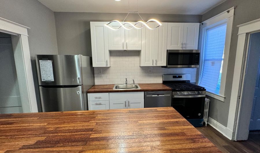 3314 MONDAWMIN Ave, Baltimore, MD 21216 - 3 Beds, 3 Bath