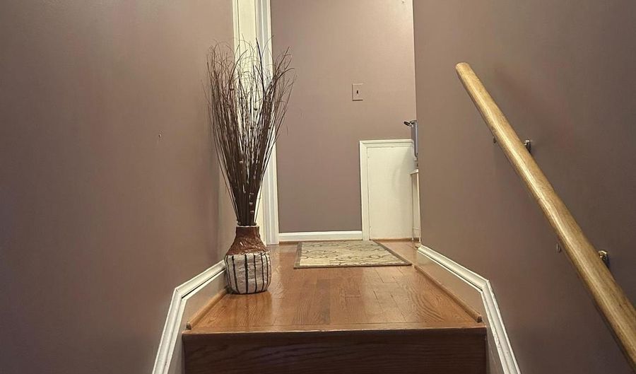 11500 CHANTILLY Ln, Bowie, MD 20721 - 5 Beds, 4 Bath
