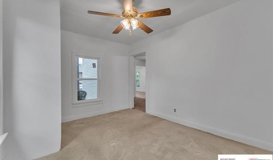 848 Caton Ave, Adrian, MI 49221 - 3 Beds, 1 Bath