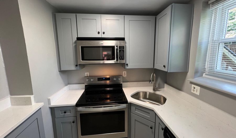 1501 KEY Blvd 3, Arlington, VA 22209 - 1 Beds, 1 Bath