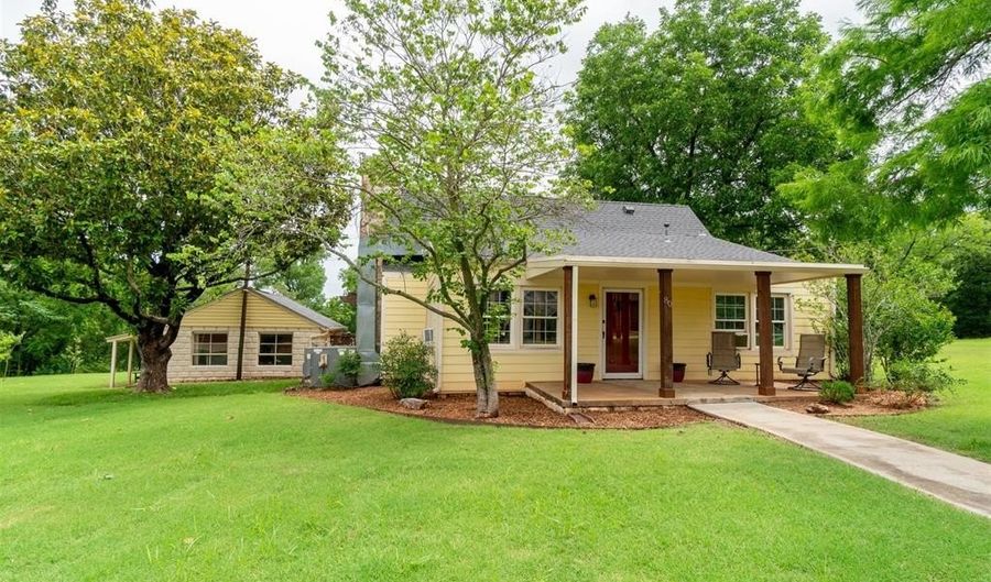 80 E Shore Dr, Arcadia, OK 73007 - 2 Beds, 1 Bath