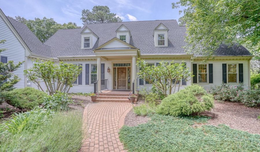6 BLUE HERON Dr, Georgetown, DE 19947 - 4 Beds, 4 Bath