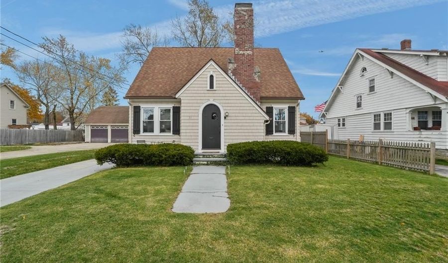 35 Barney St, East Providence, RI 02916 - 3 Beds, 2 Bath