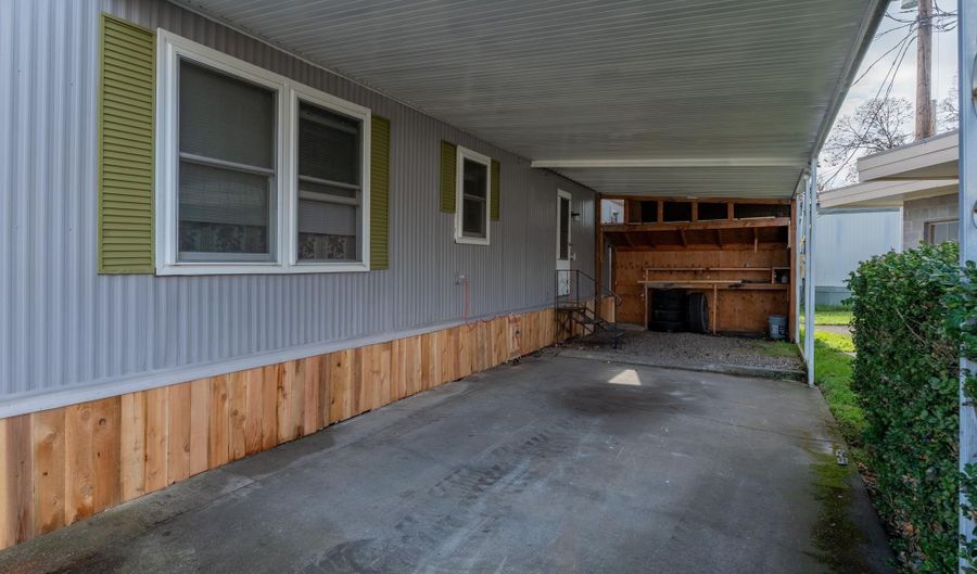 1010 SE Geary # 21 St 21, Albany, OR 97322 - 1 Beds, 1 Bath