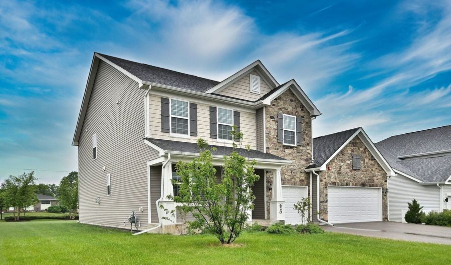 620 N Sullivan St, Addison, IL 60101 - 4 Beds, 3 Bath