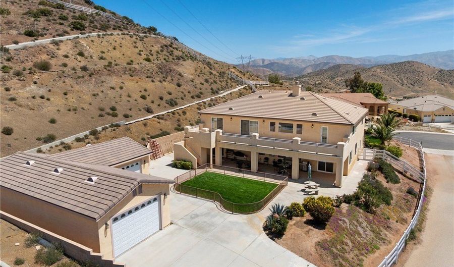 34695 Desert Rd, Acton, CA 93510 - 6 Beds, 5 Bath