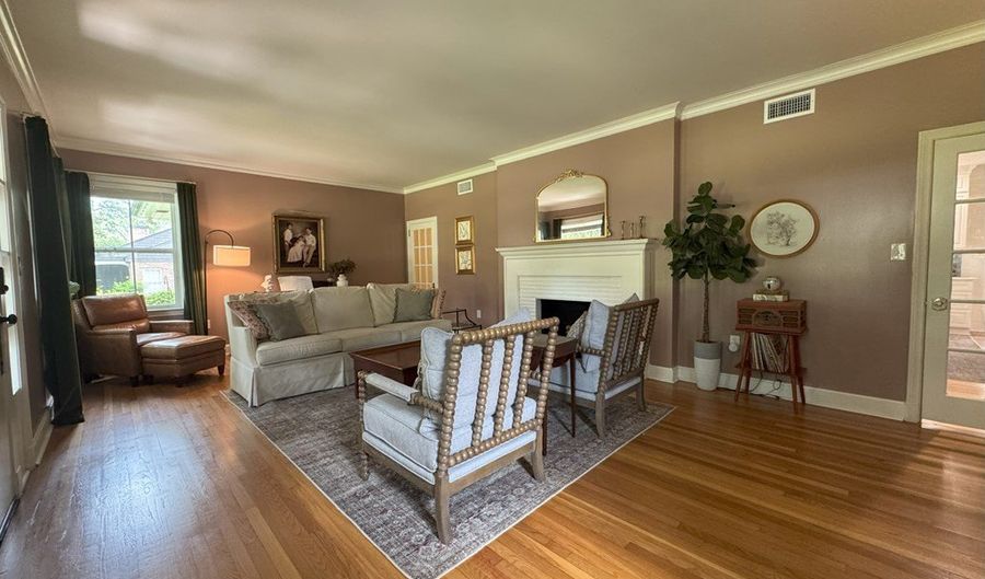 982 S Church St, Brookhaven, MS 39601 - 4 Beds, 4 Bath
