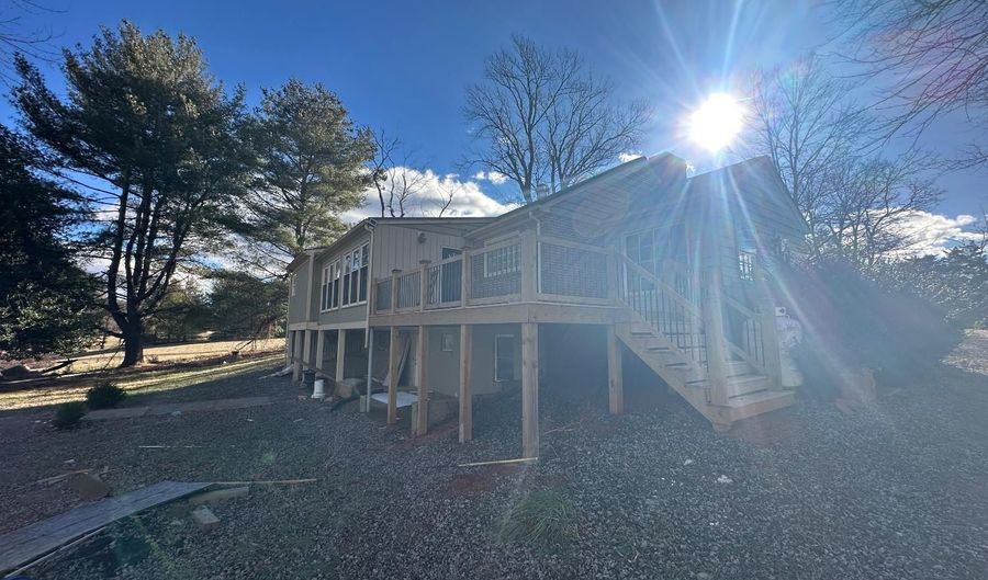 338 Fletchers Level Rd, Amherst, VA 24521 - 3 Beds, 3 Bath