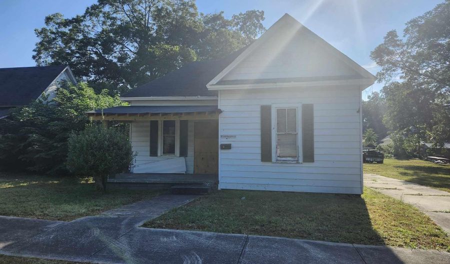1725 Walnut Ave, Anniston, AL 36201 - 2 Beds, 1 Bath