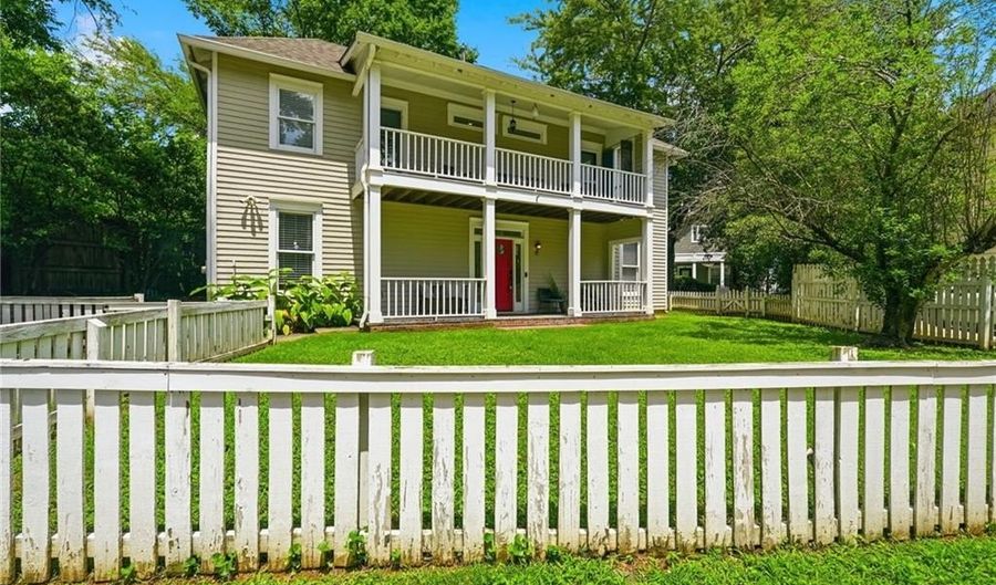312 Glenwood Ave SE, Atlanta, GA 30312 - 2 Beds, 3 Bath