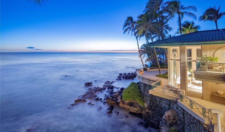 4324 Kaikoo Pl, Honolulu, HI 96816 - 5 Beds, 9 Bath