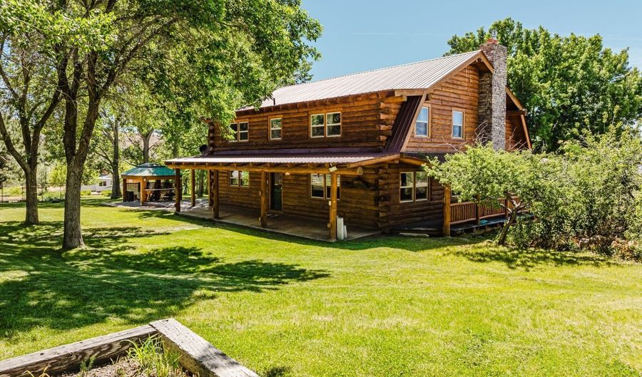 1 Mountain View Camp Rd, Deeth, NV 89823 - 6 Beds, 4 Bath