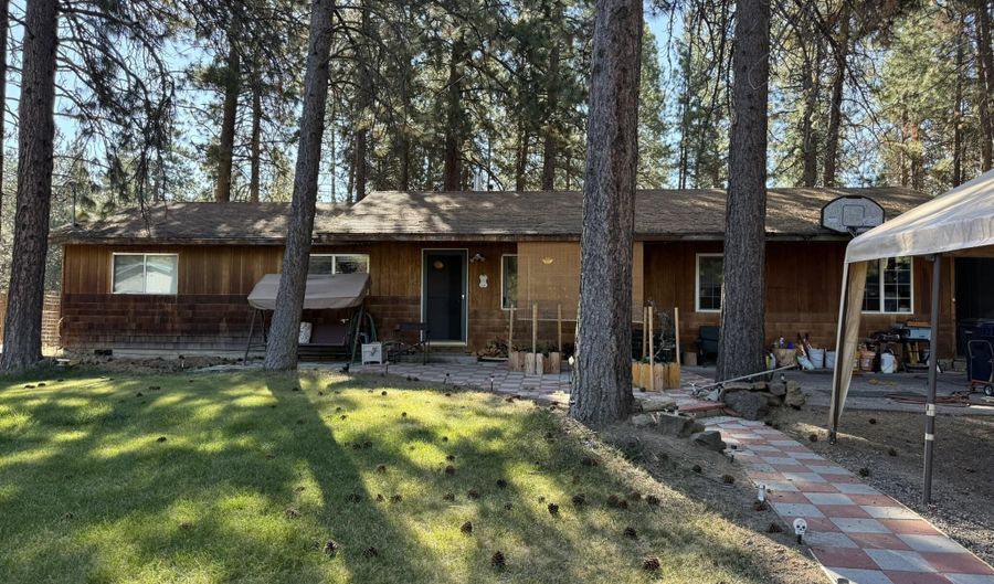 19501 Baker Rd, Bend, OR 97702 - 3 Beds, 2 Bath
