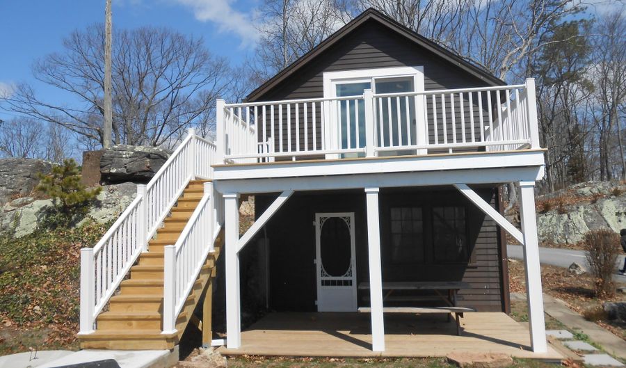 1-3 Parker Memorial Dr, Branford, CT 06405 - 3 Beds, 2 Bath