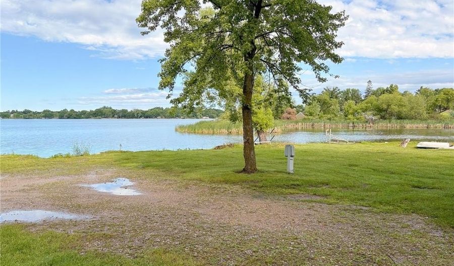 10045 State Highway 27 W Unit 30, Alexandria, MN 56308 - 2 Beds, 1 Bath