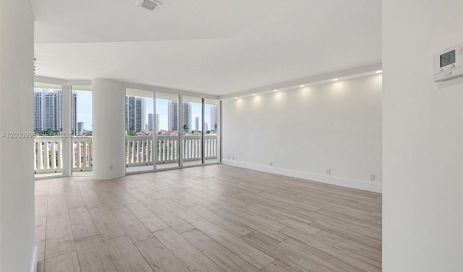 1000 Island Blvd 707, Aventura, FL 33160 - 3 Beds, 3 Bath