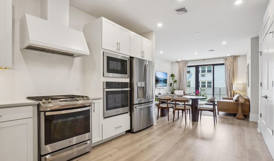 218 3rd Ave 102, Asbury Park, NJ 07712 - 2 Beds, 2 Bath