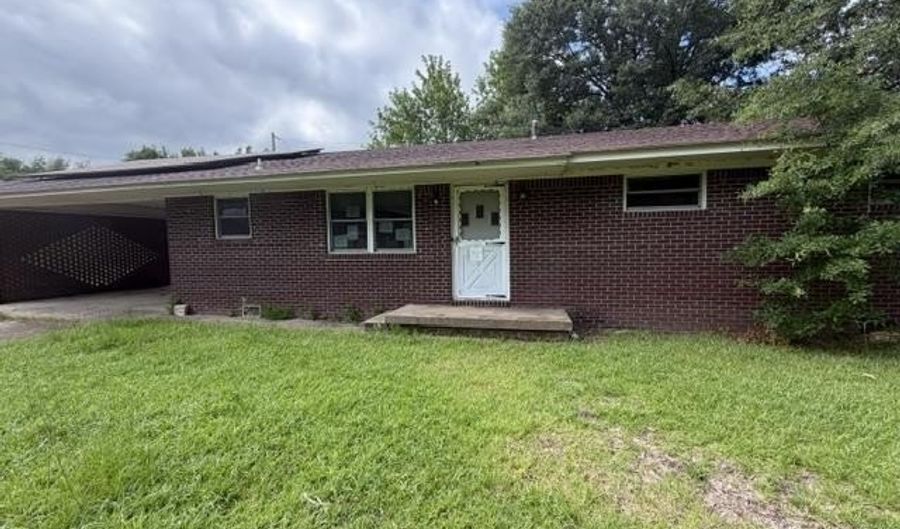 340 GUM St, Arkadelphia, AR 71923 - 3 Beds, 1 Bath