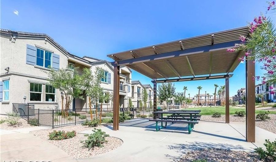 512 Ylang Pl, Henderson, NV 89015 - 3 Beds, 3 Bath