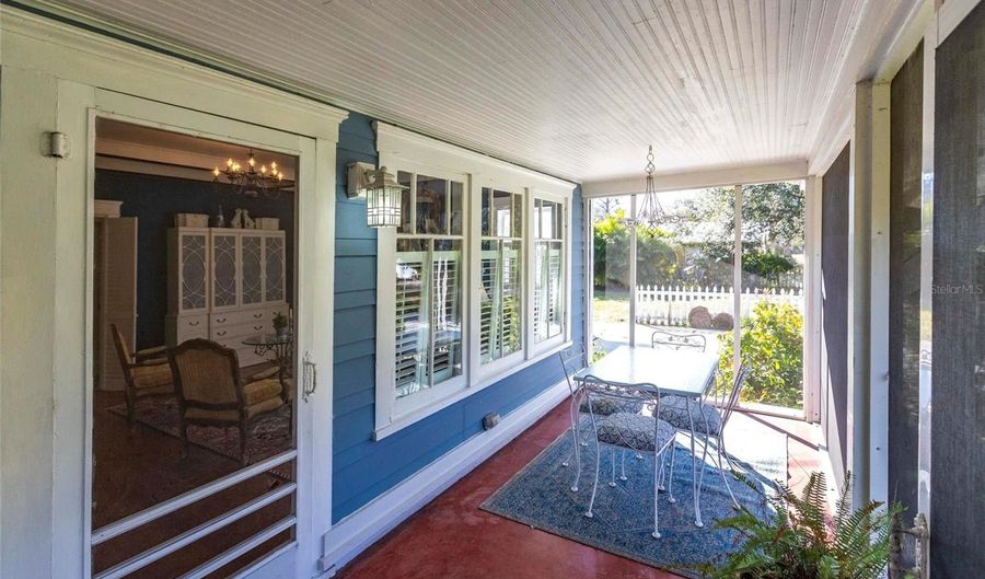 1102 N ARCADIA Ave, Arcadia, FL 34266 - 3 Beds, 2 Bath