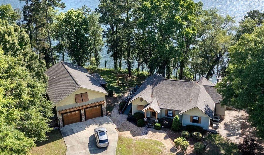 2215 POWELL TRACE Rd, Abbeville, AL 36310 - 5 Beds, 6 Bath