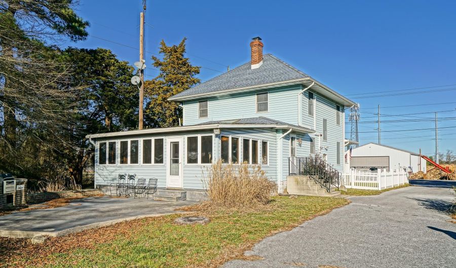 18782 HARBESON Rd, Harbeson, DE 19951 - 3 Beds, 2 Bath